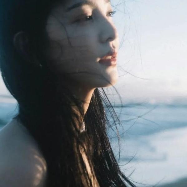 情欲九歌